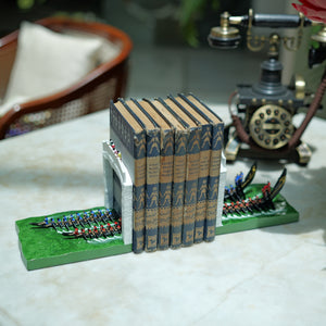Snake Boat Race - Resin Bookend