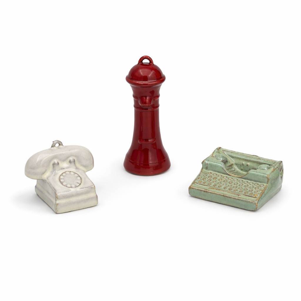 How's it Hangin' - Nostalgia Ceramic Set
